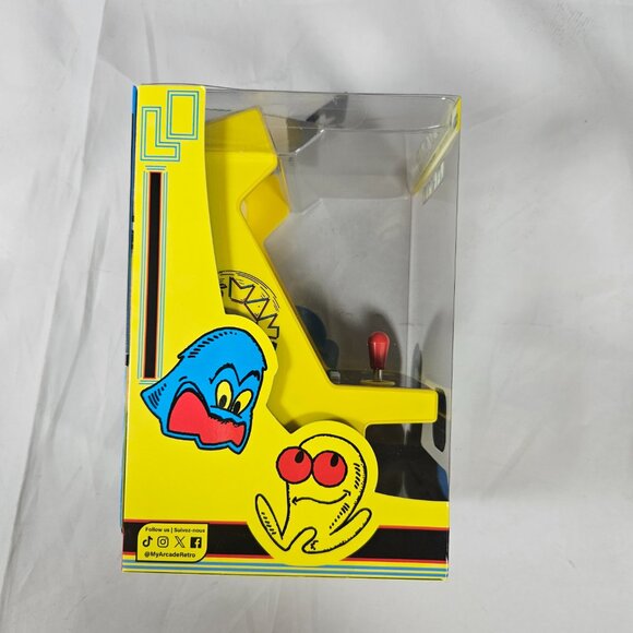 Pac-Man by My Arcade Micro Player Pro Portable Retro Arcade Game - Picture 4 of 9